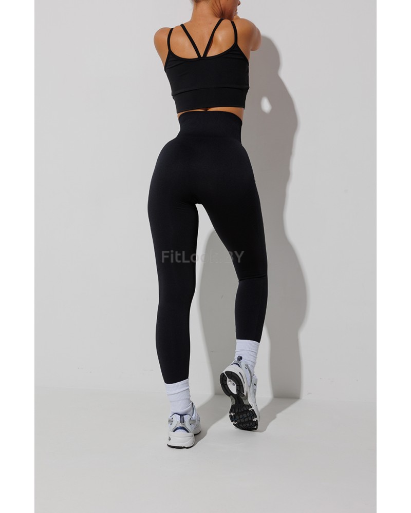 Бесшовные спортивные лосины Forstrong Neat Black