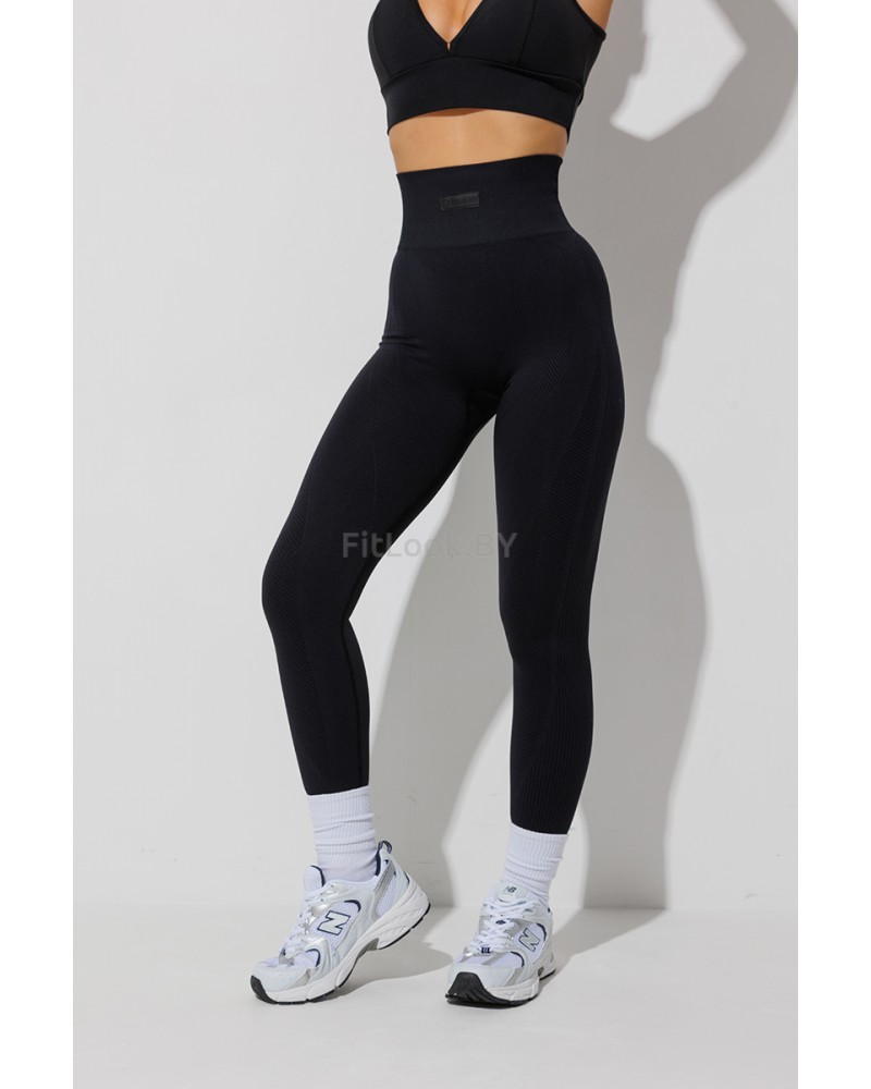 Бесшовные спортивные лосины Forstrong Neat Black