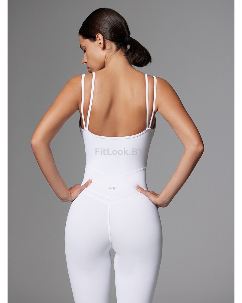 Моделирующий комбинезон на бретелях Neverlate Aerobics Classic White