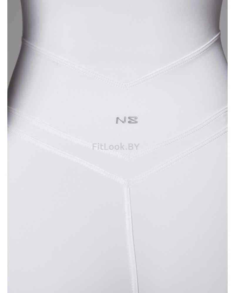 Моделирующий комбинезон на бретелях Neverlate Aerobics Classic White