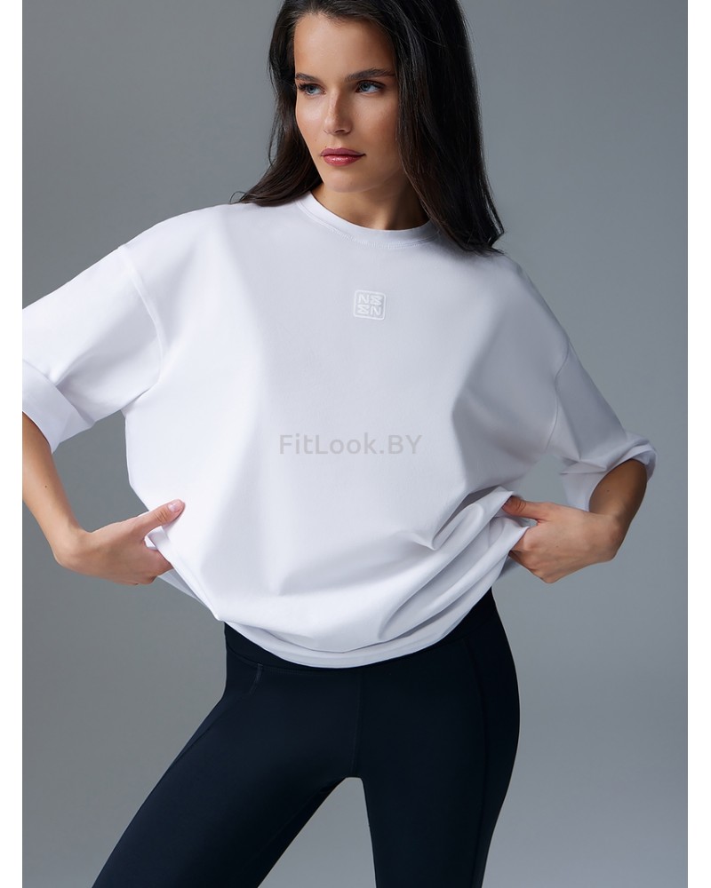 Футболка свободного силуэта