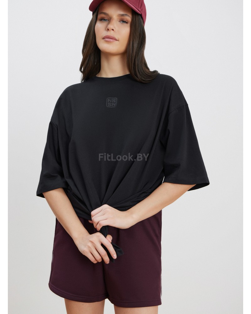 Футболка свободного силуэта