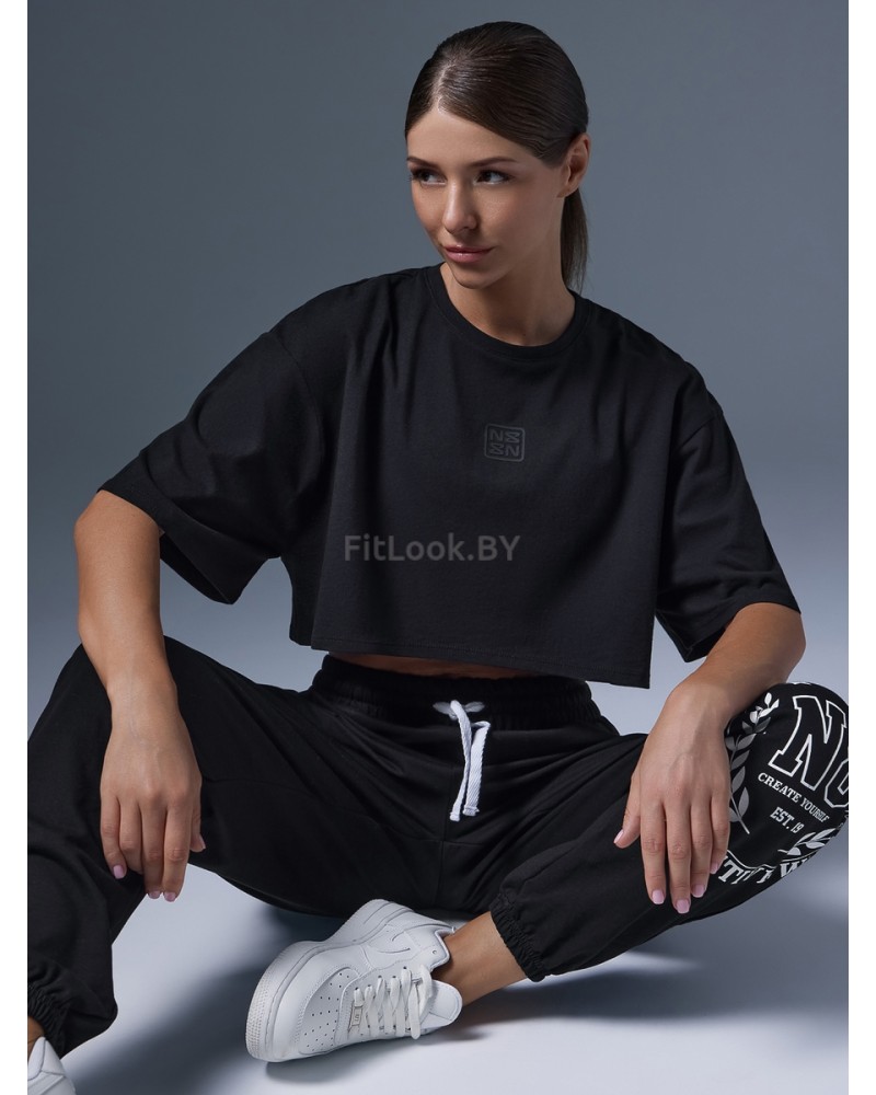 Укороченная чёрная футболка оверсайз Neverlate NS