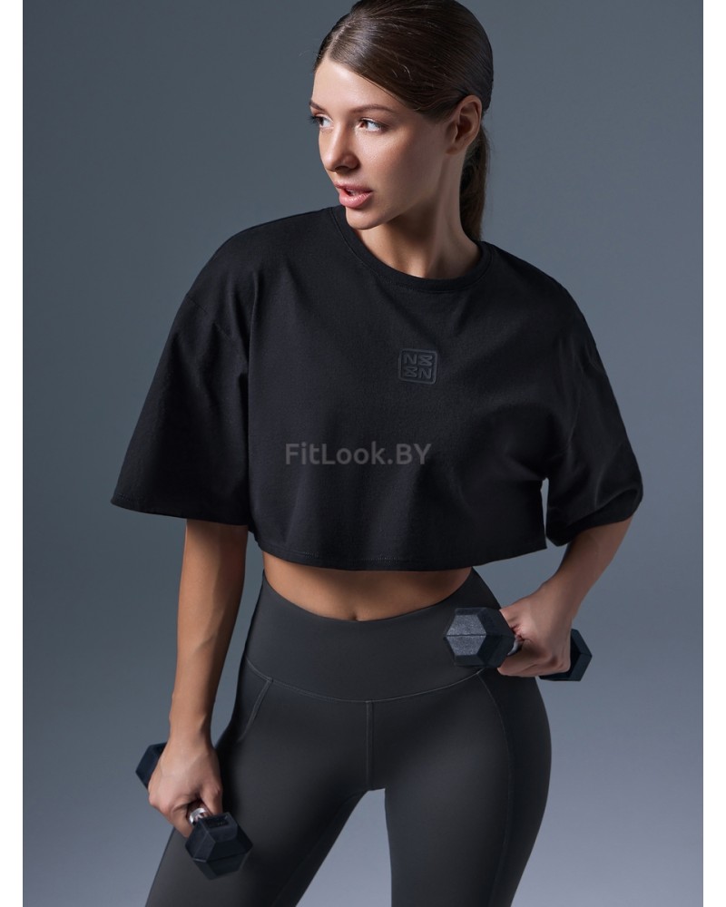 Укороченная чёрная футболка оверсайз Neverlate NS