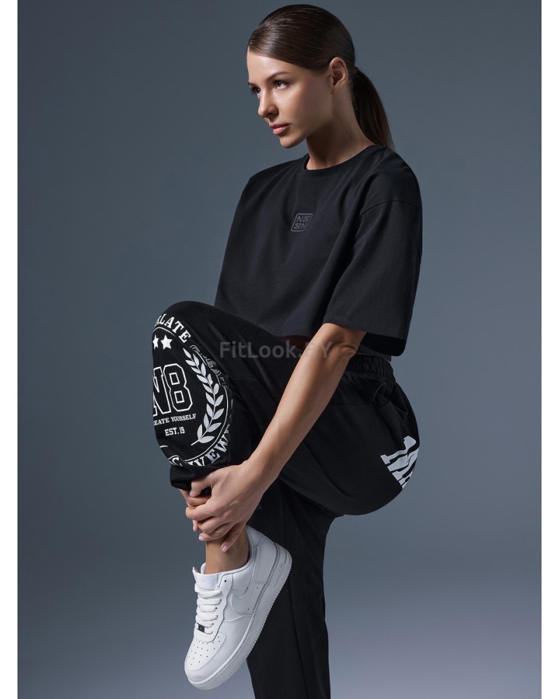 Укороченная чёрная футболка оверсайз Neverlate NS