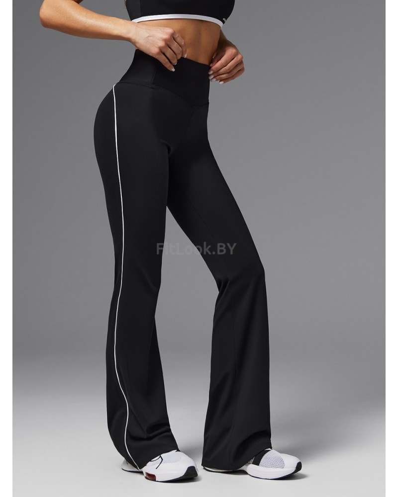 Спортивные брюки клеш Neverlate Outlined Black