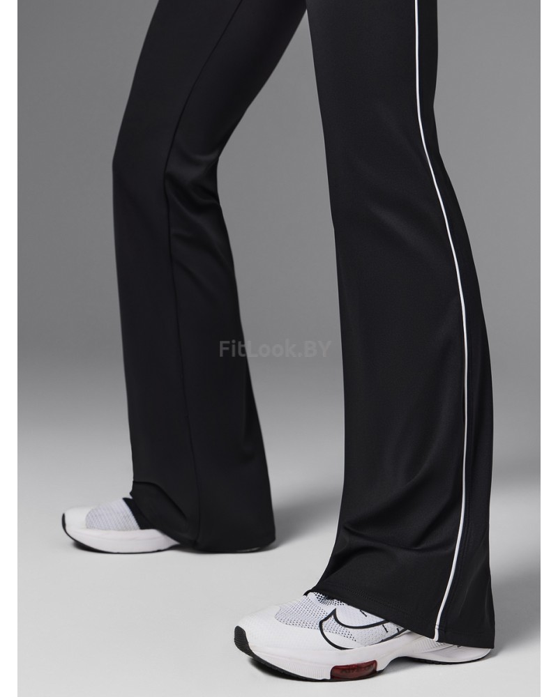 Спортивные брюки клеш Neverlate Outlined Black