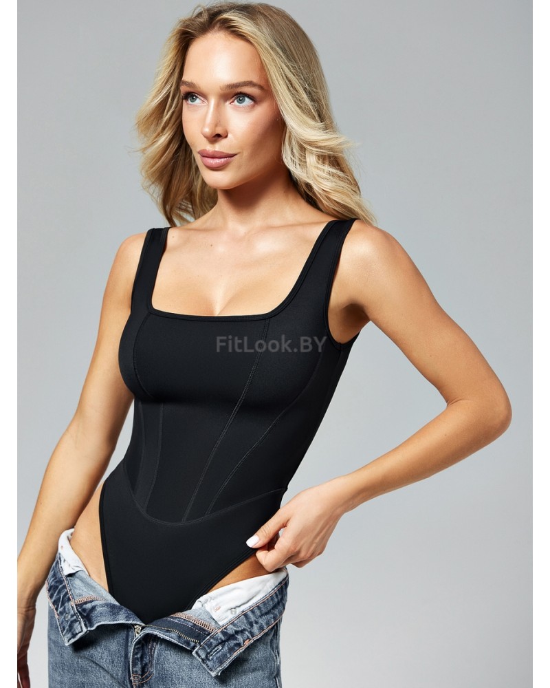 Боди с фигурным вырезом по переду