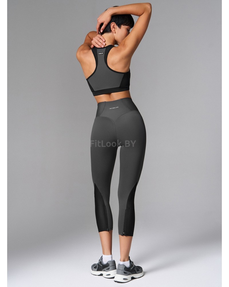 Моделирующие укороченные леггинсы 7/8