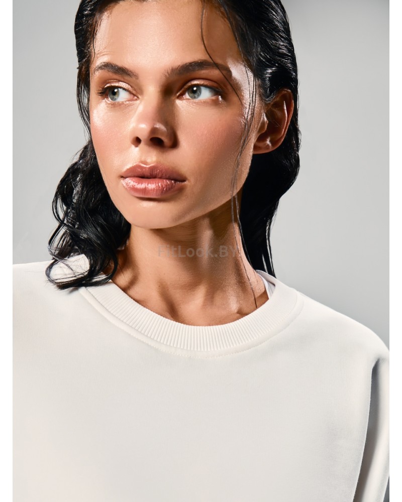 Укороченный свитшот объёмного кроя Crop Milky