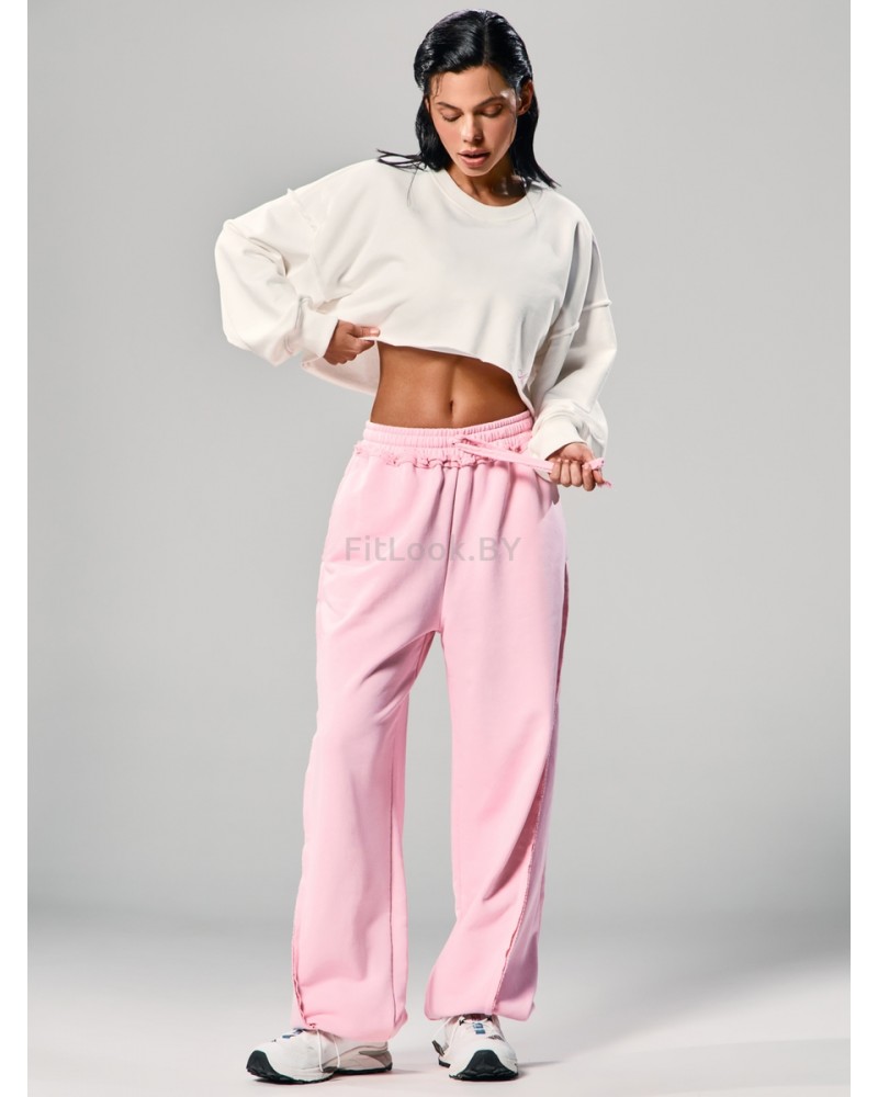 Укороченный свитшот объёмного кроя Crop Milky