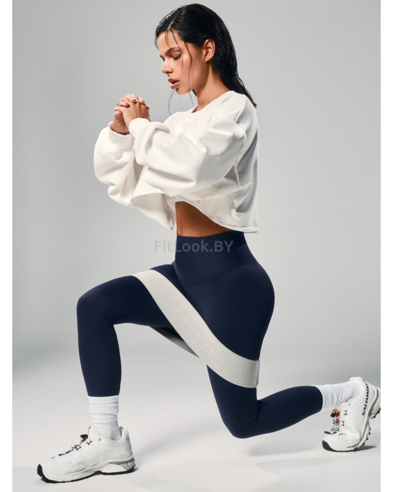 Укороченный свитшот объёмного кроя Crop Milky