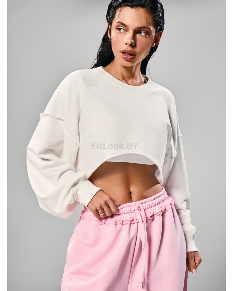Укороченный свитшот объёмного кроя Crop Milky