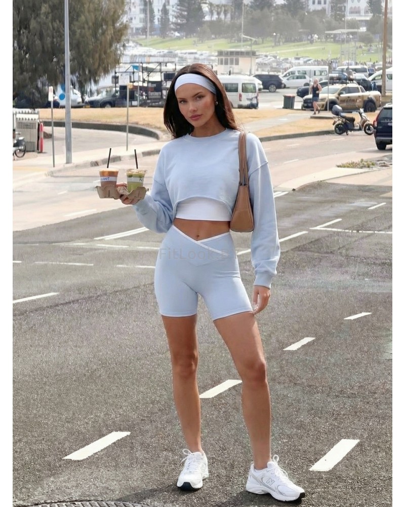 Укороченный свитшот объёмного кроя Crop Blue