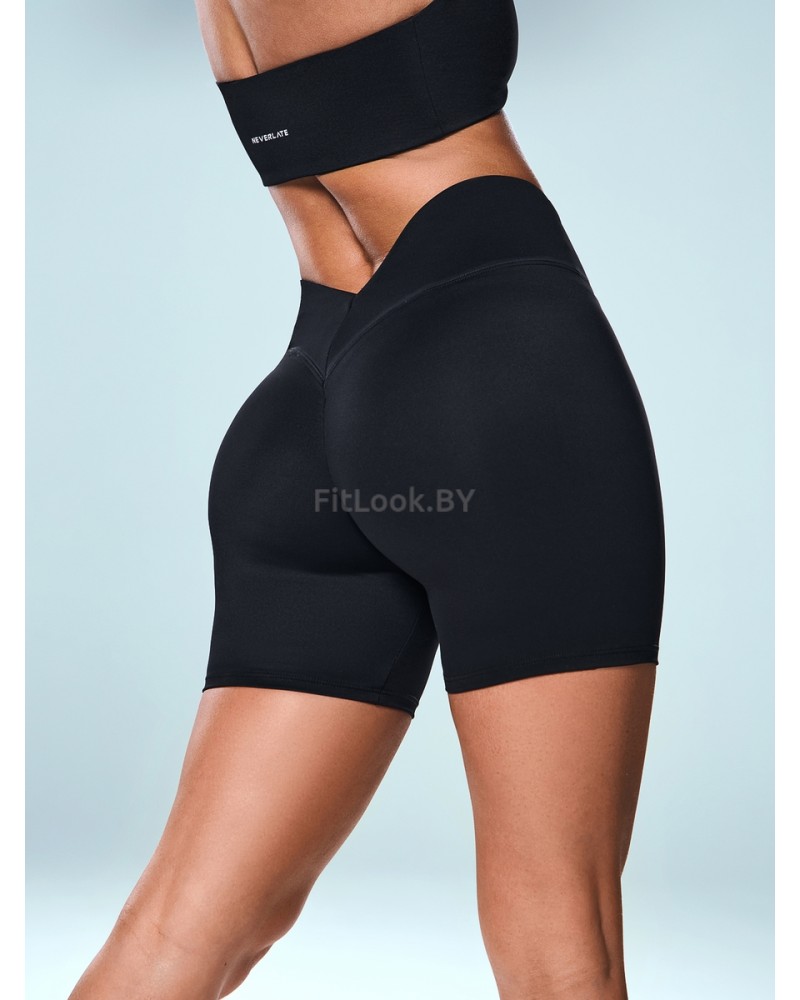Шорты Neverlate V-back Shorts с push-up эффектом